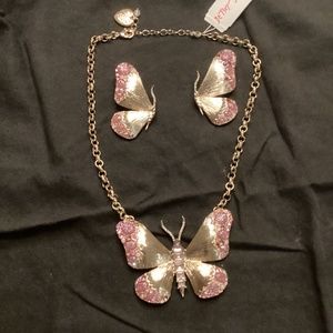 Betsey Johnson Gold tone Butterfly W/rhinestones Necklace and earrings NWT,